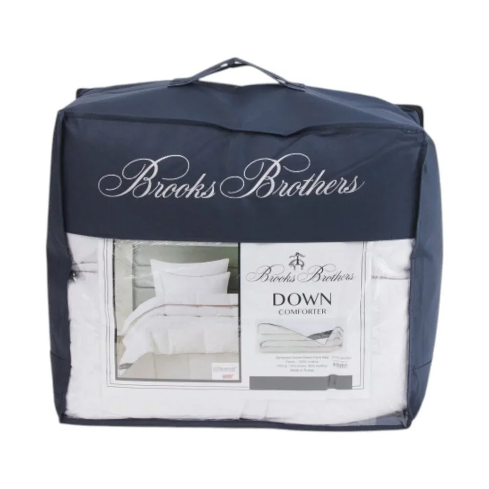 BROOKS BROTHERS Luxury Year Round Comforter
